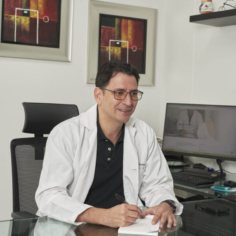 DR DELIO (1)